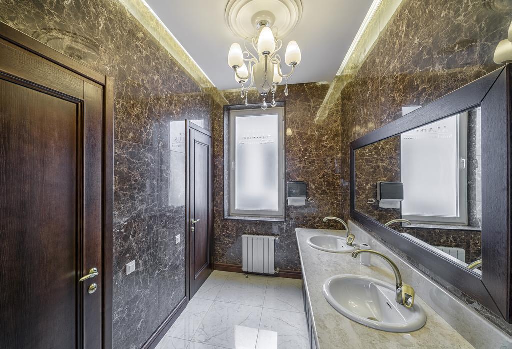 Alarus Luxe Hotel Odesa Exterior foto